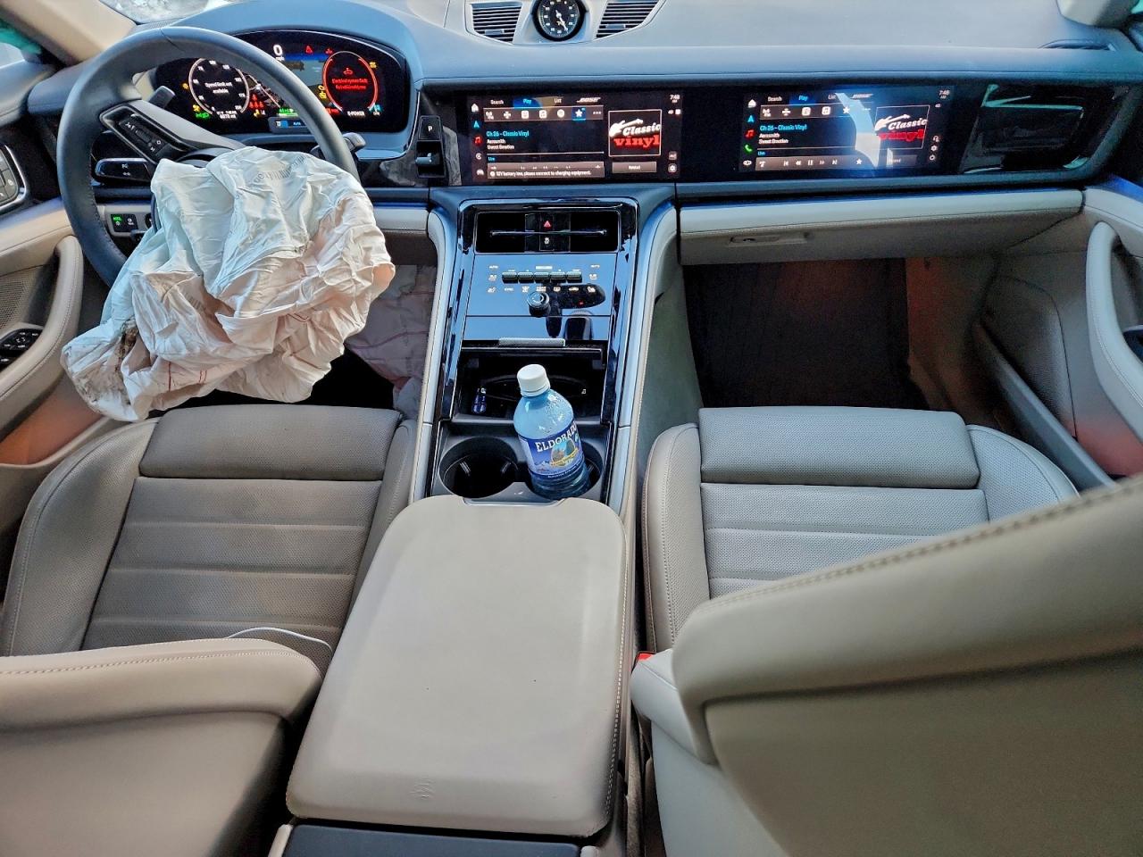 2025 PORSCHE PANAMERA 4S E-HYBRID photo 8