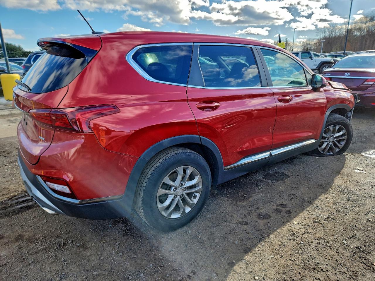 2019 HYUNDAI SANTA FE SE 2.4L photo 3