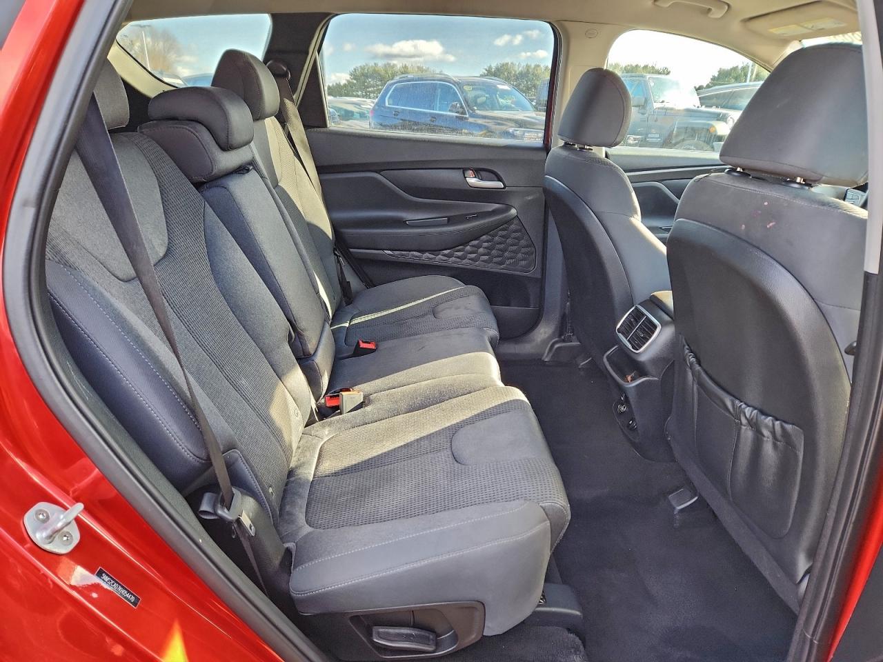 2019 HYUNDAI SANTA FE SE 2.4L photo 11