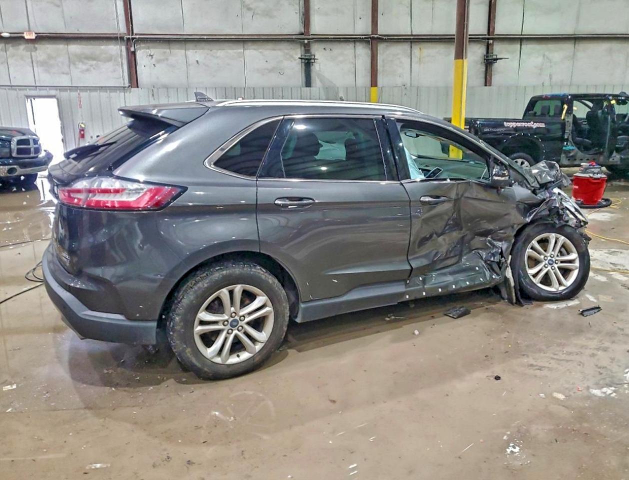 2019 FORD EDGE SEL photo 5