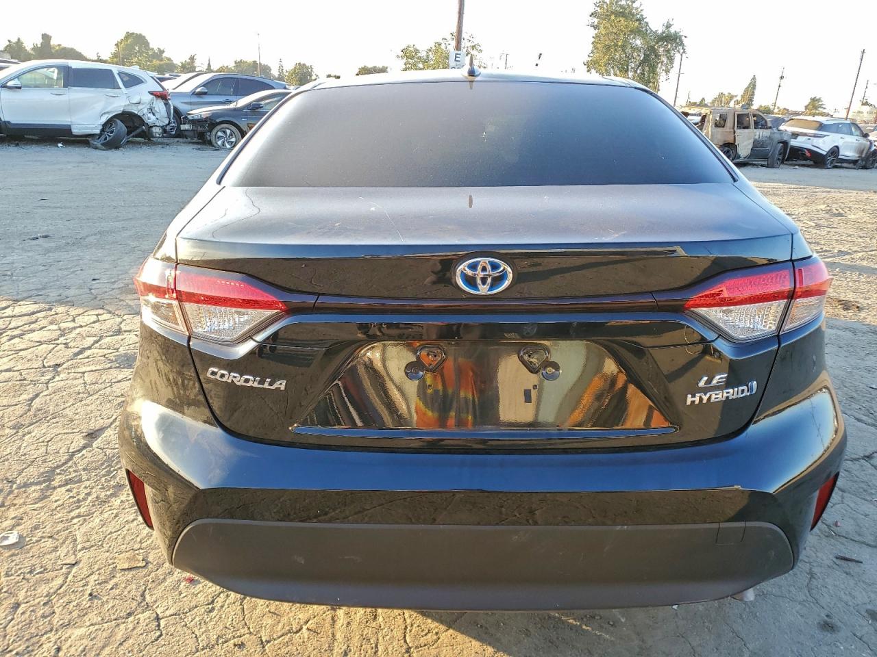 2024 TOYOTA COROLLA LE photo 6