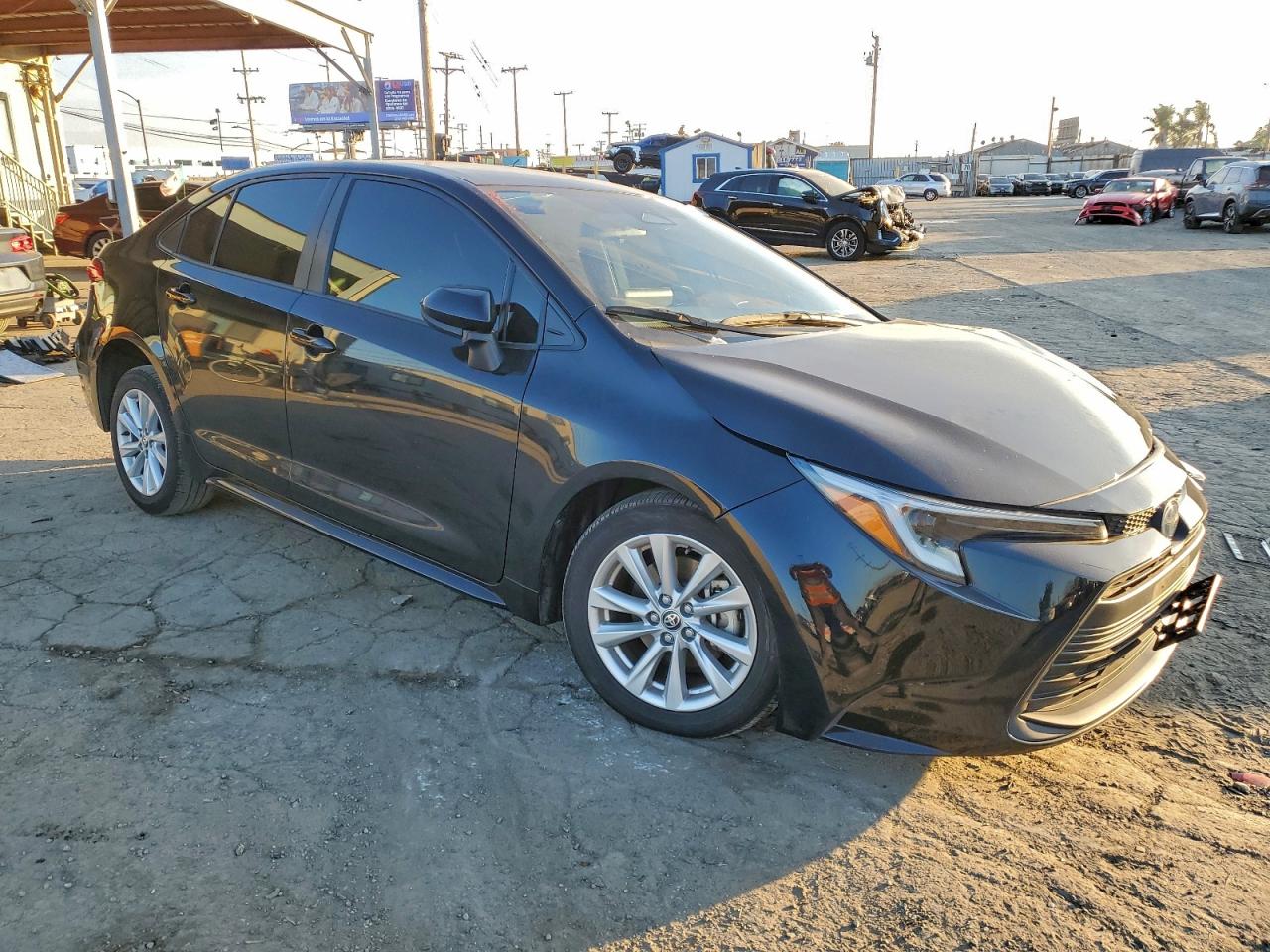 2024 TOYOTA COROLLA LE photo 4