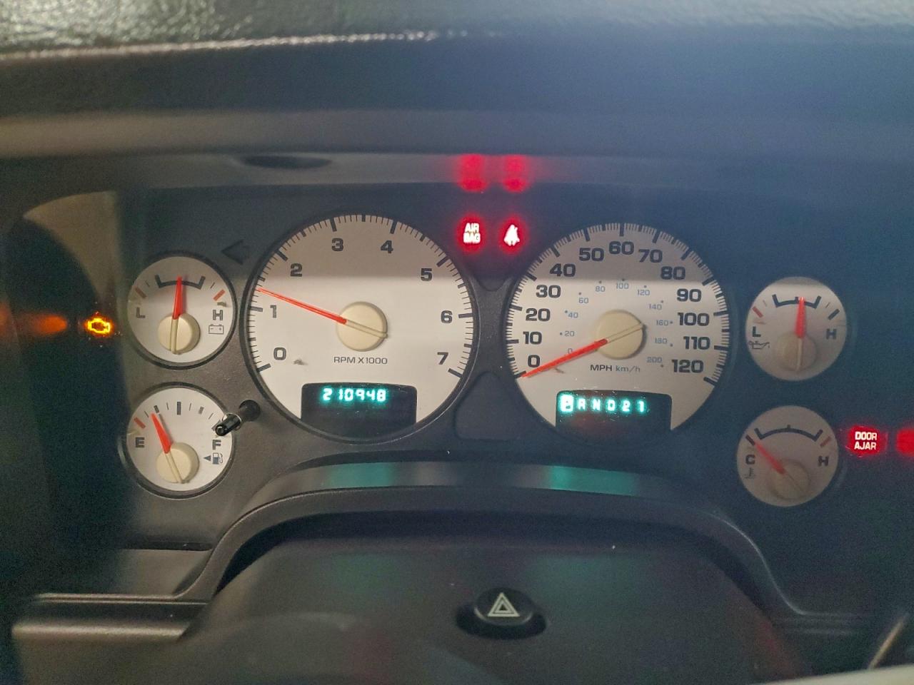 2002 DODGE RAM 1500 photo 9