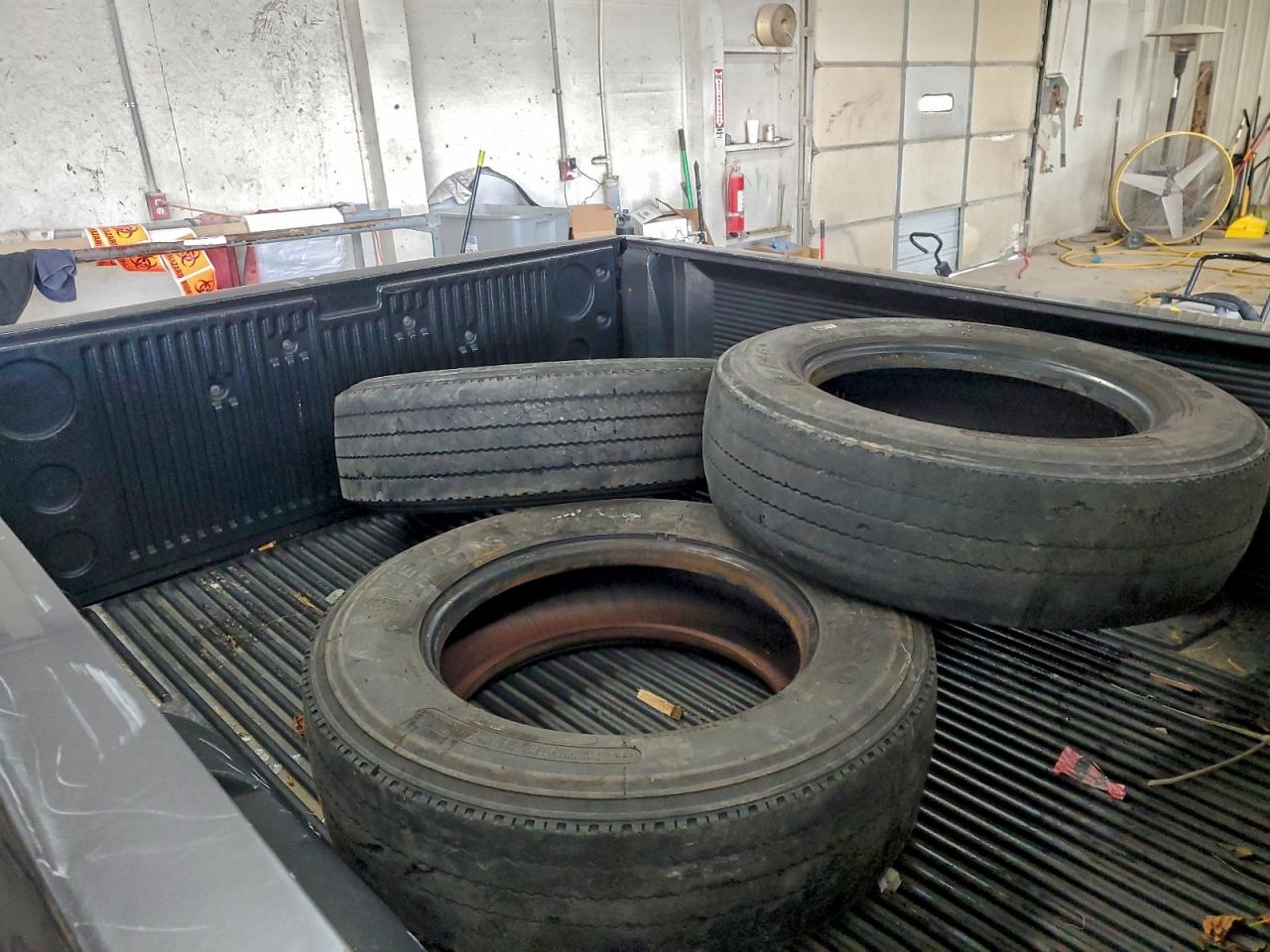 2002 DODGE RAM 1500 photo 12
