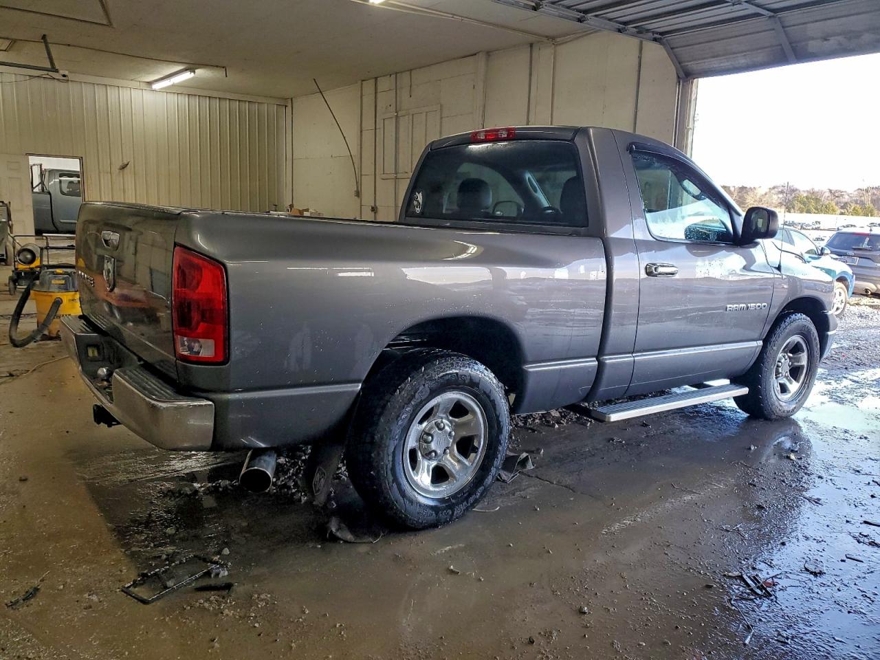 2002 DODGE RAM 1500 photo 3