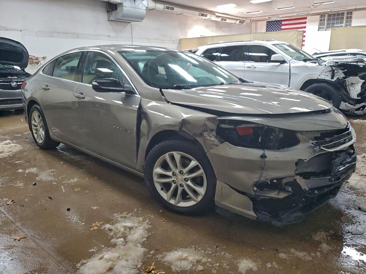 2017 CHEVROLET MALIBU LT photo 7