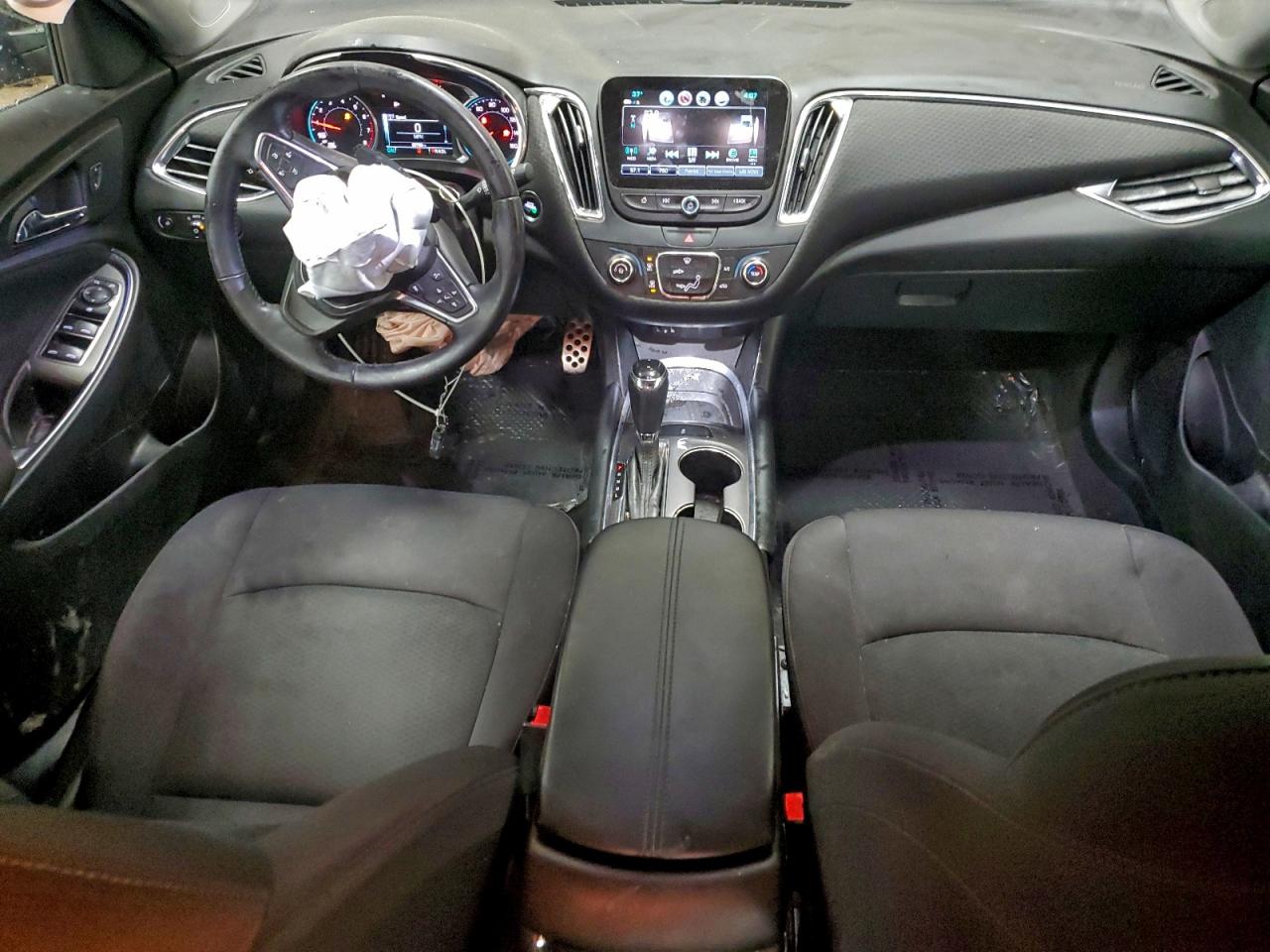 2017 CHEVROLET MALIBU LT photo 15