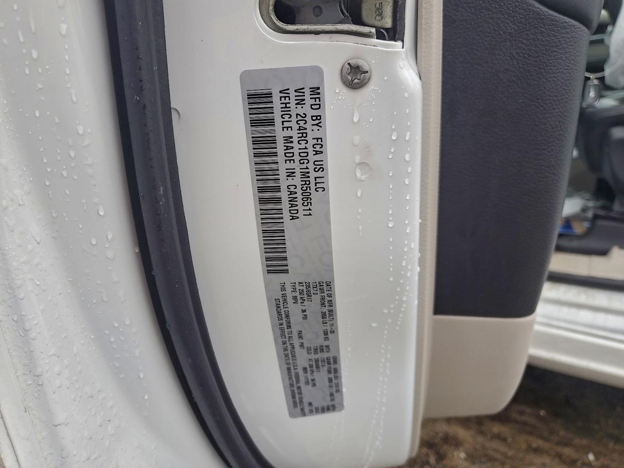 2021 CHRYSLER VOYAGER LXI photo 13