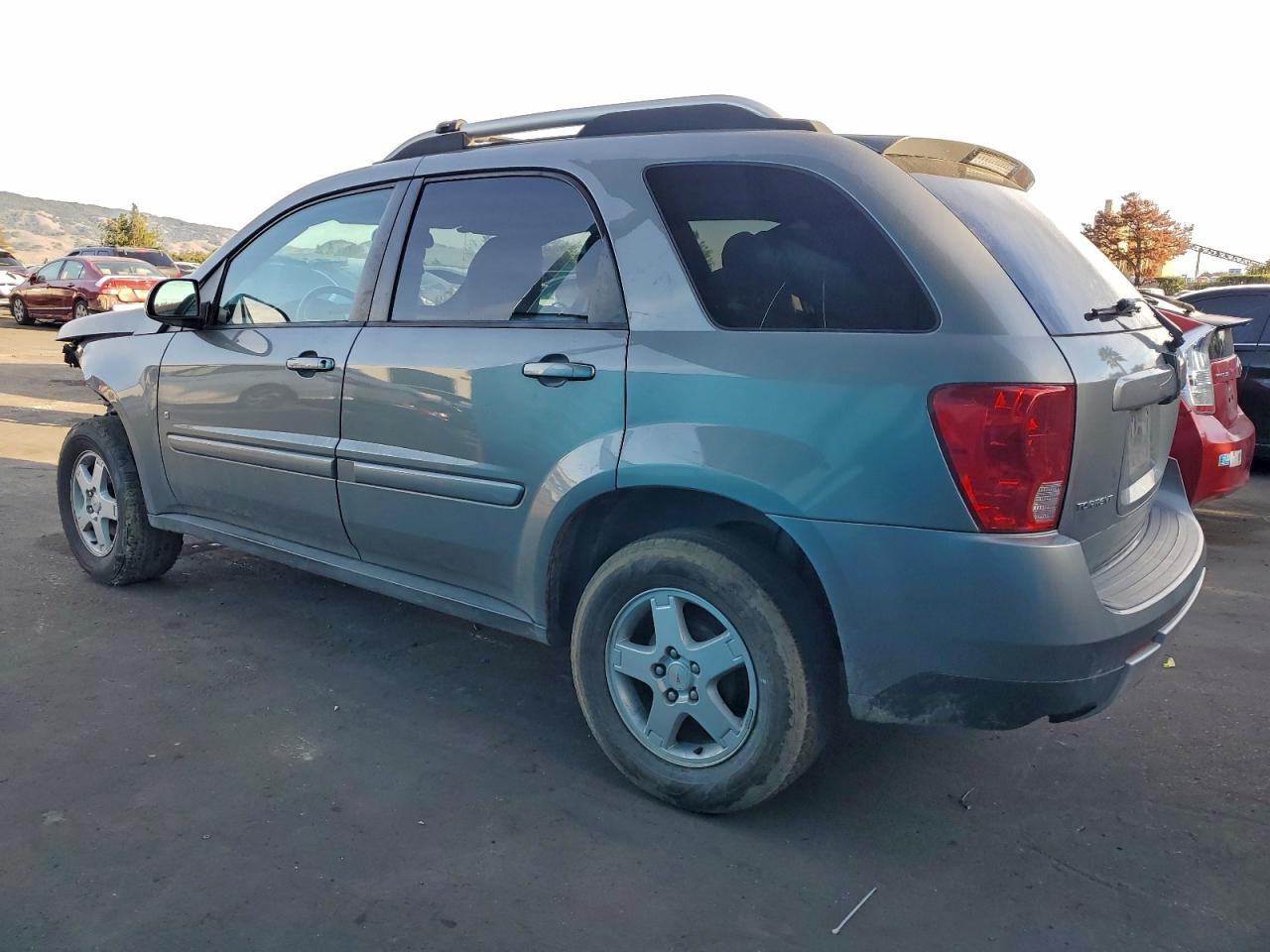 2006 PONTIAC TORRENT photo 2
