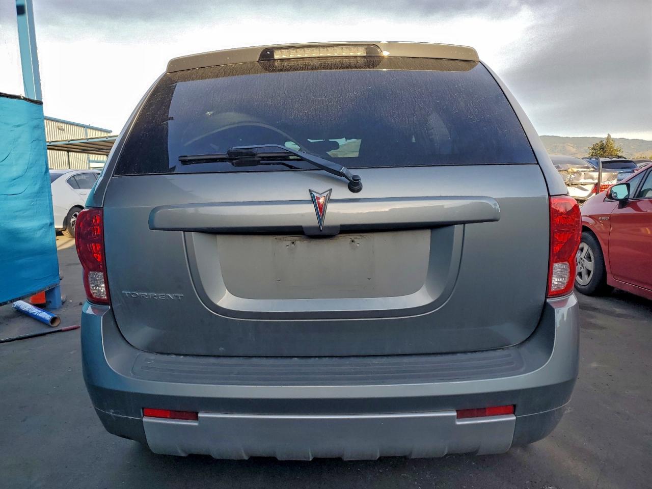 2006 PONTIAC TORRENT photo 6