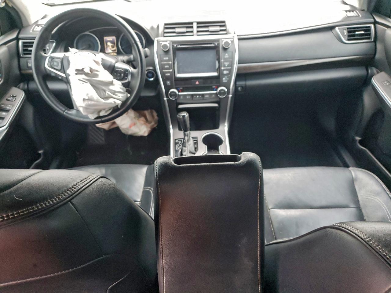 2015 TOYOTA CAMRY XSE photo 8