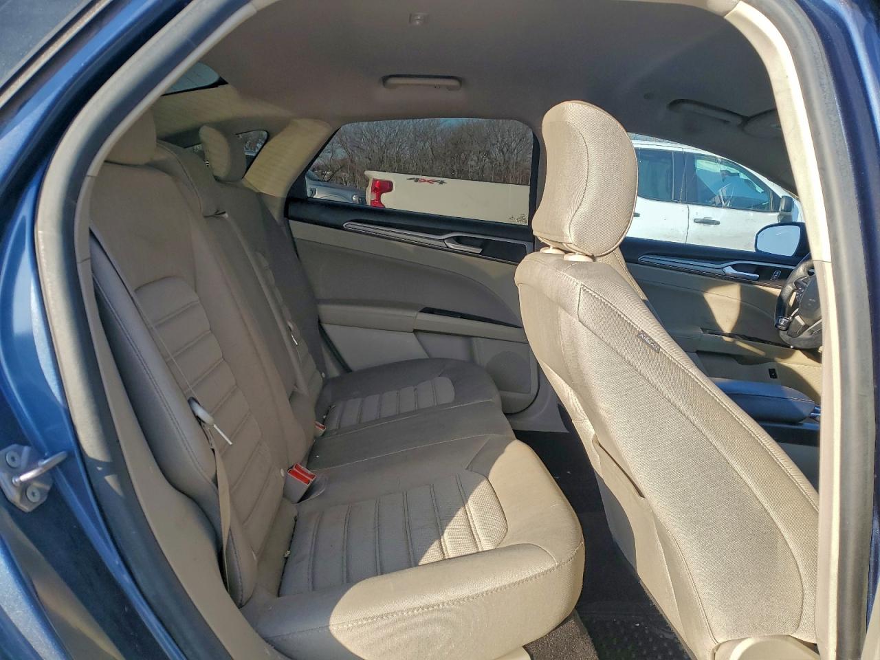 2019 FORD FUSION SE photo 10