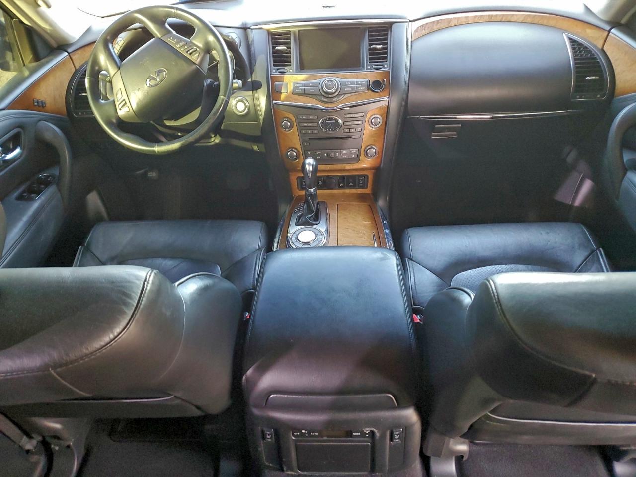2012 INFINITI QX56 BASE photo 8
