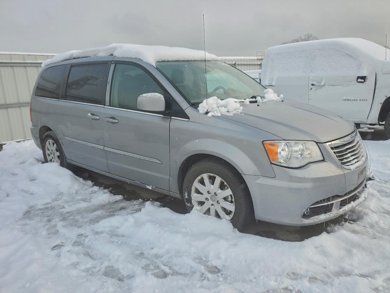 2015 CHRYSLER TOWN & COUNTRY TOURING photo 7