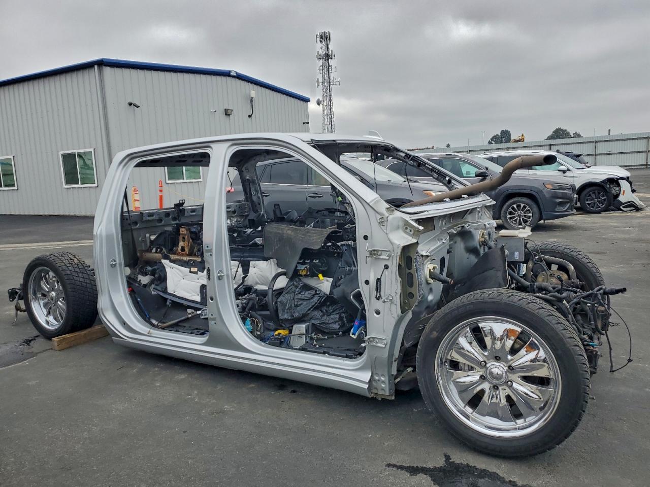 2019 CHEVROLET SILVERADO C1500 LTZ photo 10