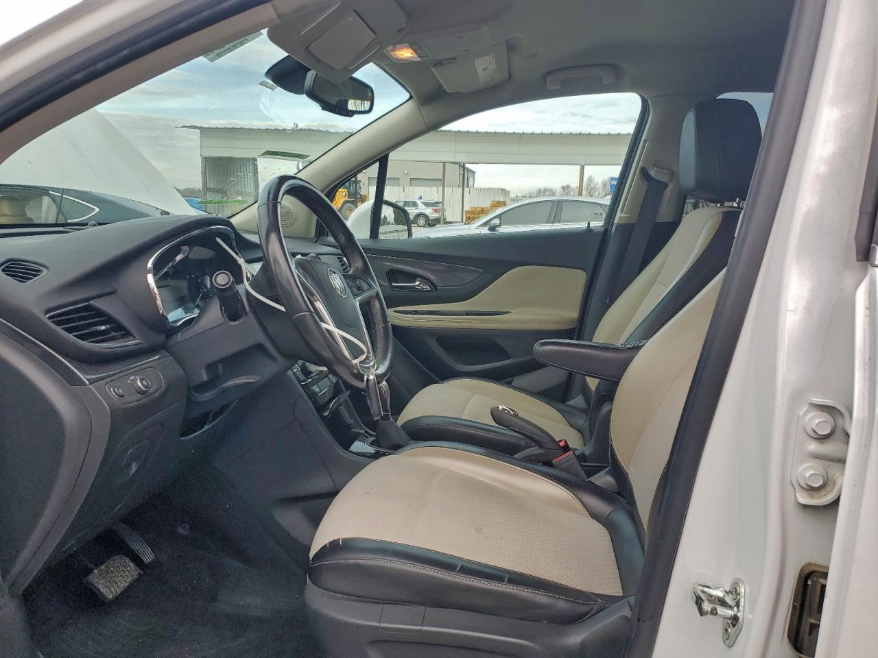 2018 BUICK ENCORE PREFERRED photo 19