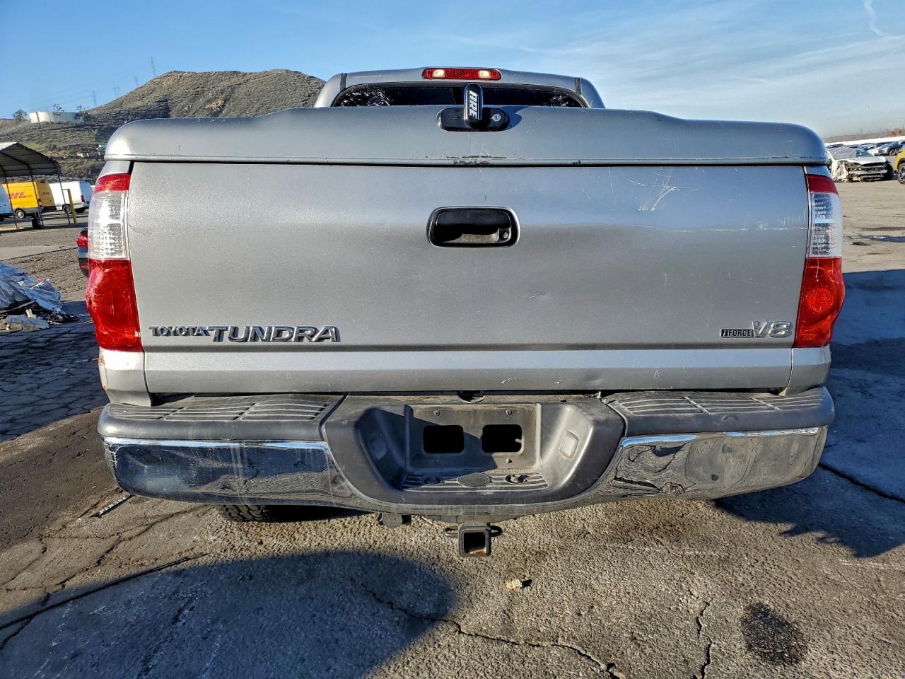 2006 TOYOTA TUNDRA photo 11
