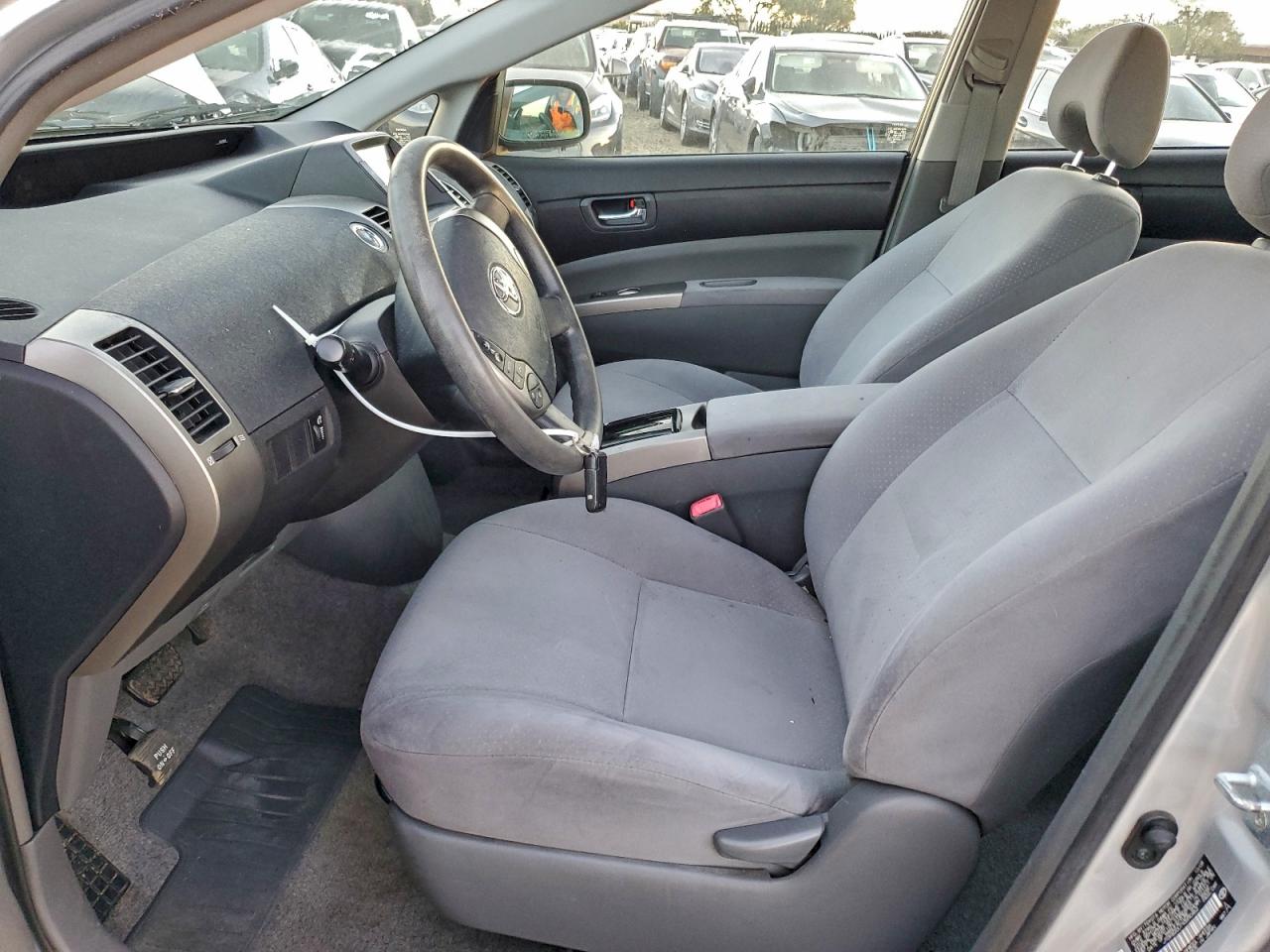 2009 TOYOTA PRIUS photo 7
