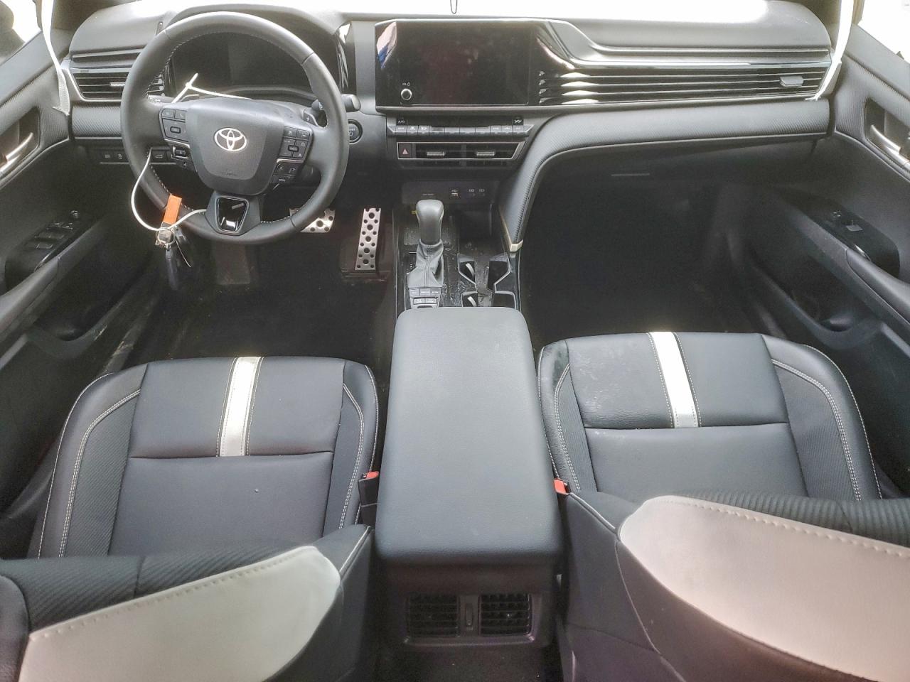2025 TOYOTA CAMRY XSE photo 8