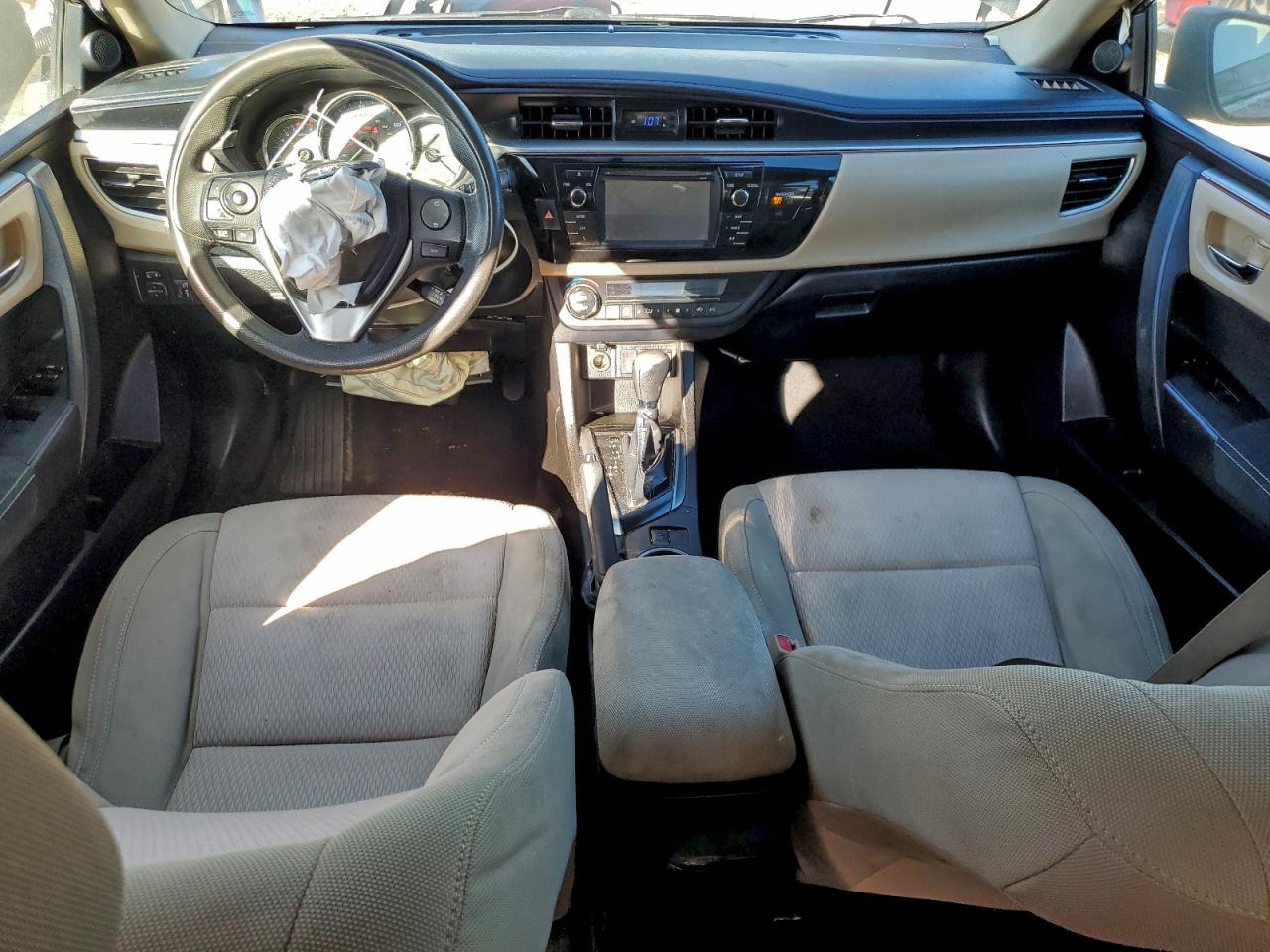 2014 TOYOTA COROLLA L photo 8
