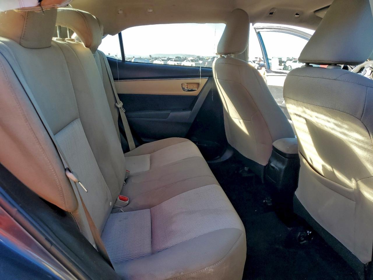 2014 TOYOTA COROLLA L photo 10