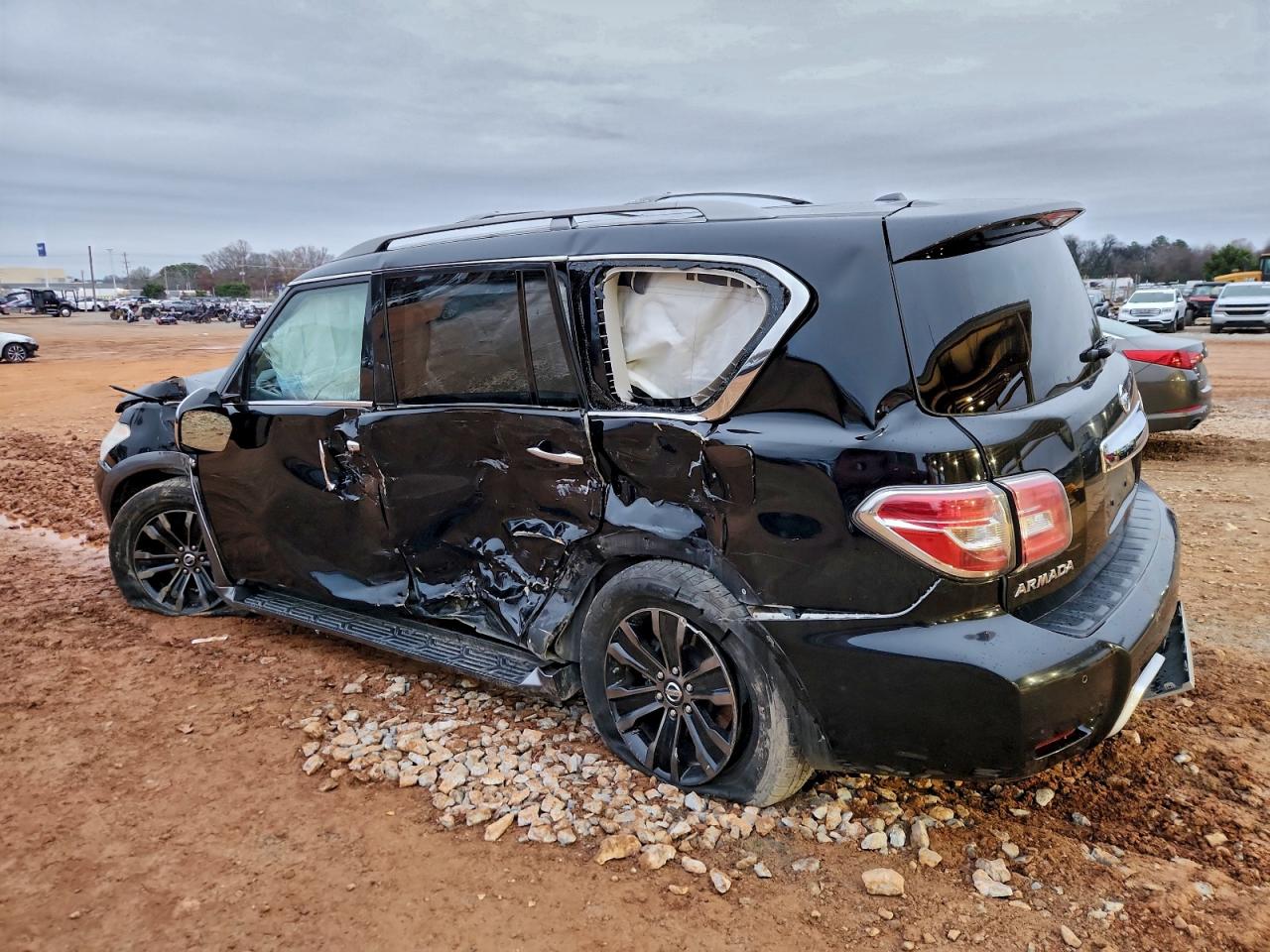 2018 NISSAN ARMADA SV photo 3