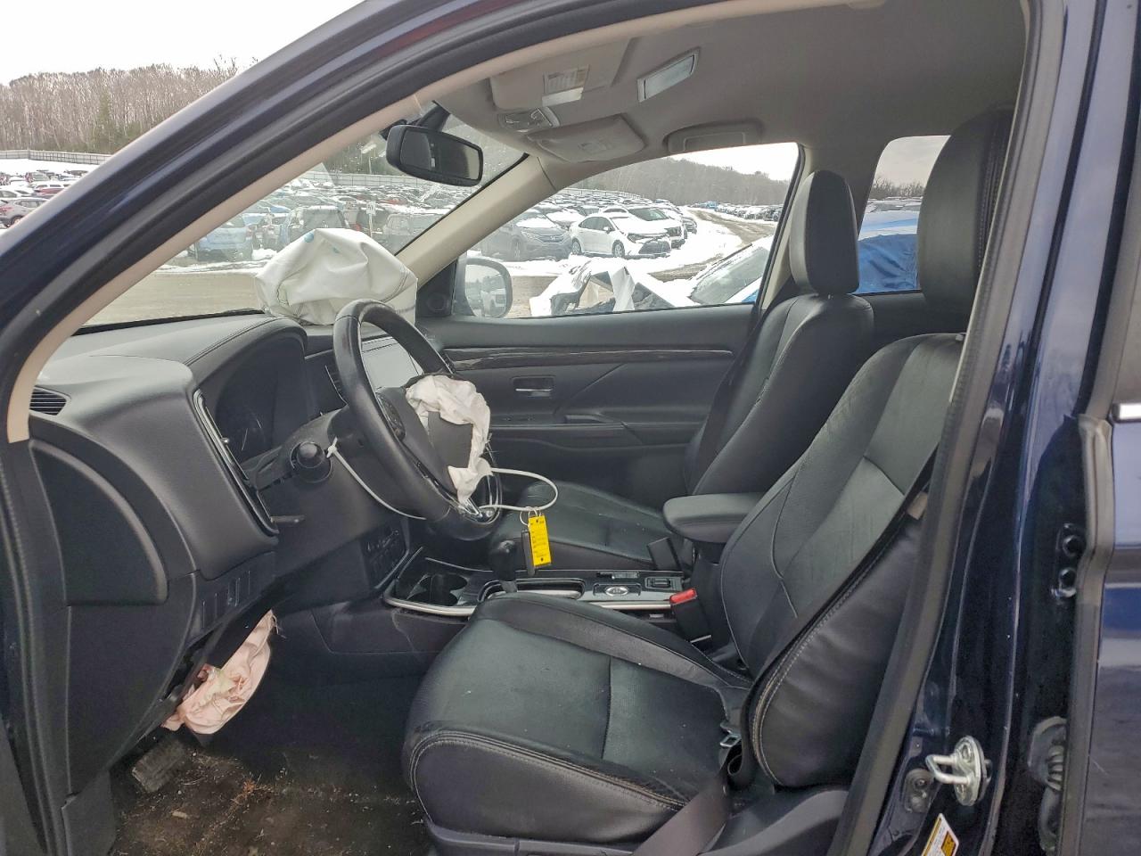 2017 MITSUBISHI OUTLANDER SE photo 13