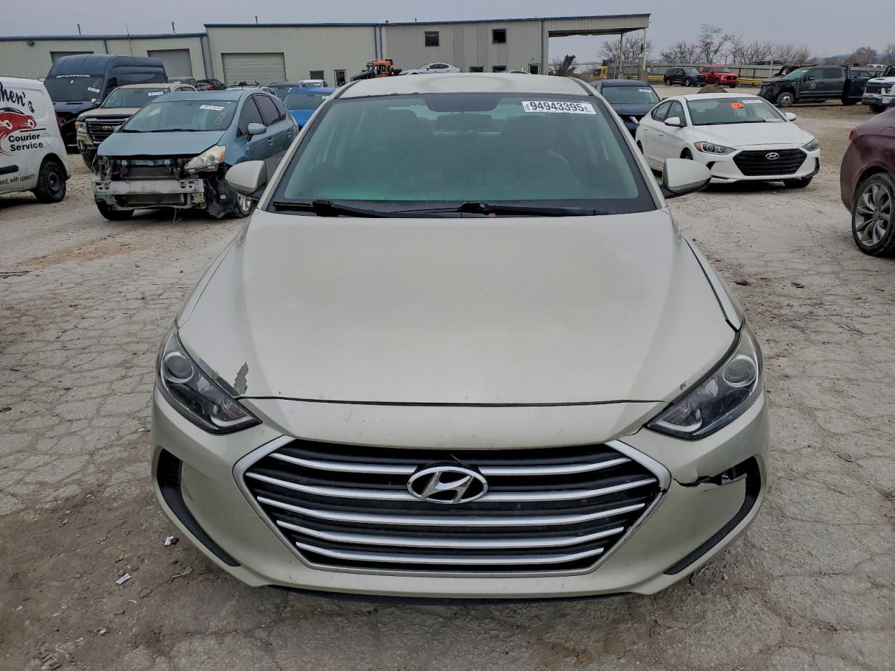 2017 HYUNDAI ELANTRA SE photo 5