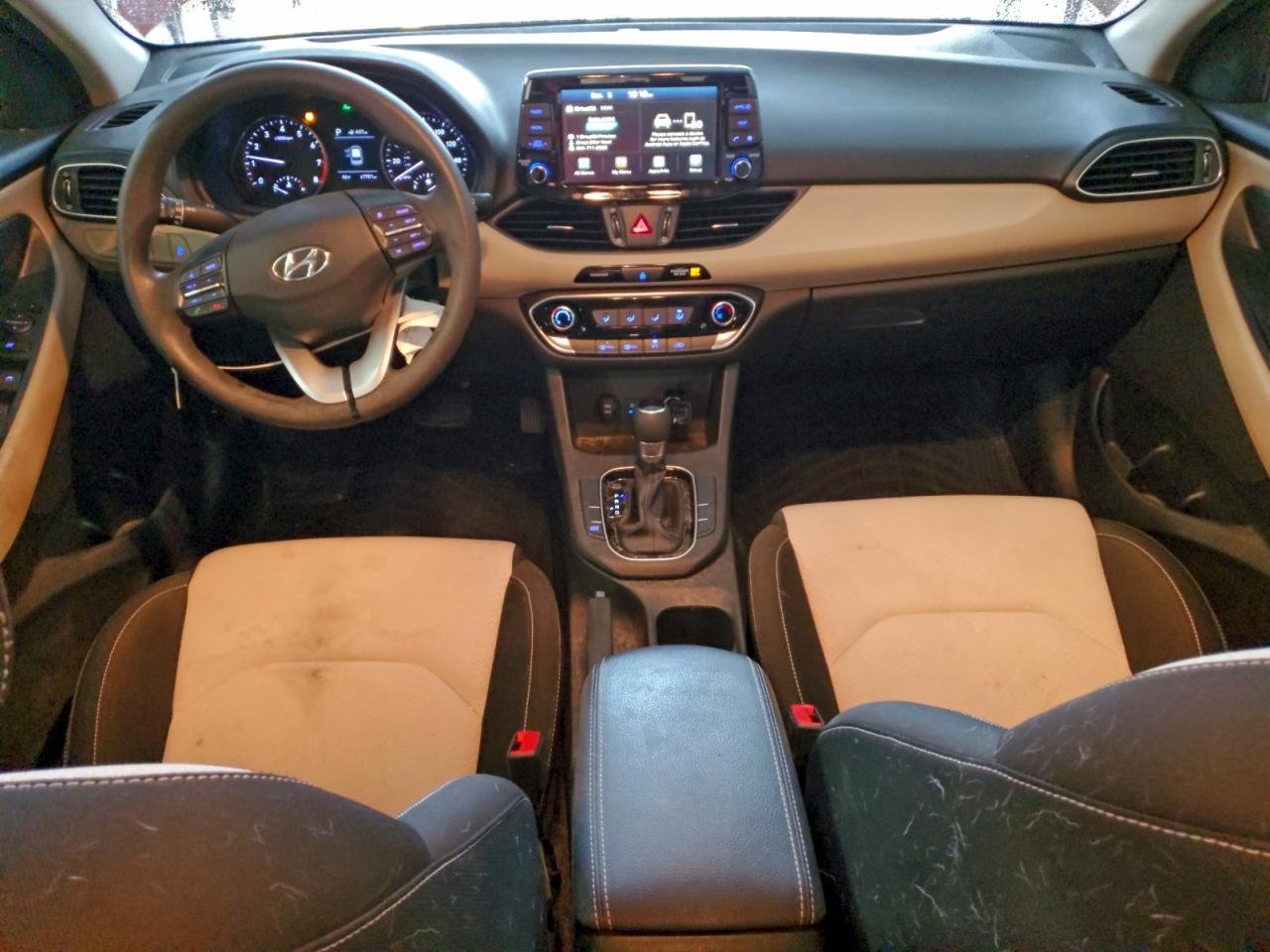 2020 HYUNDAI ELANTRA photo 8