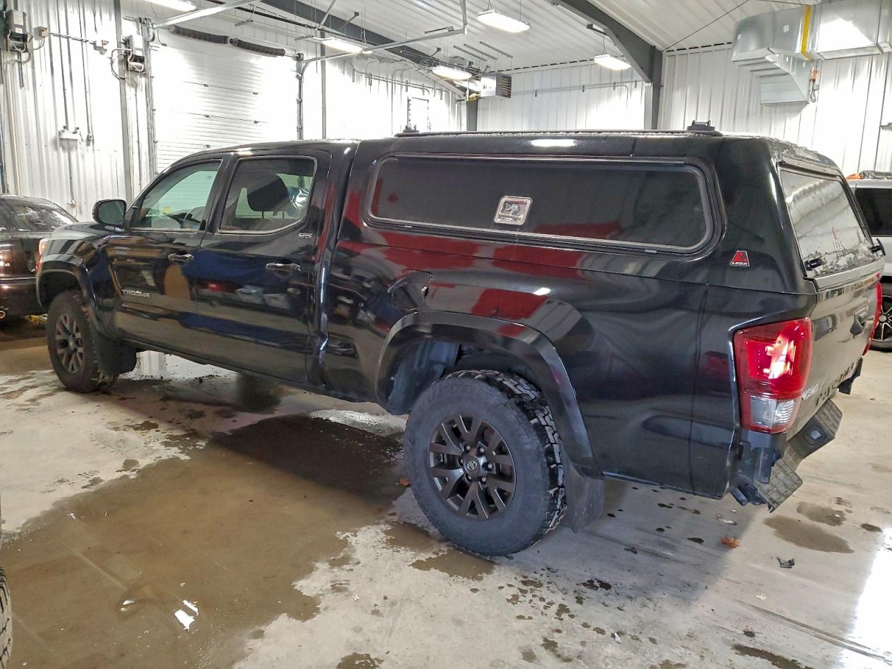 2022 TOYOTA TACOMA DOUBLE CAB photo 2