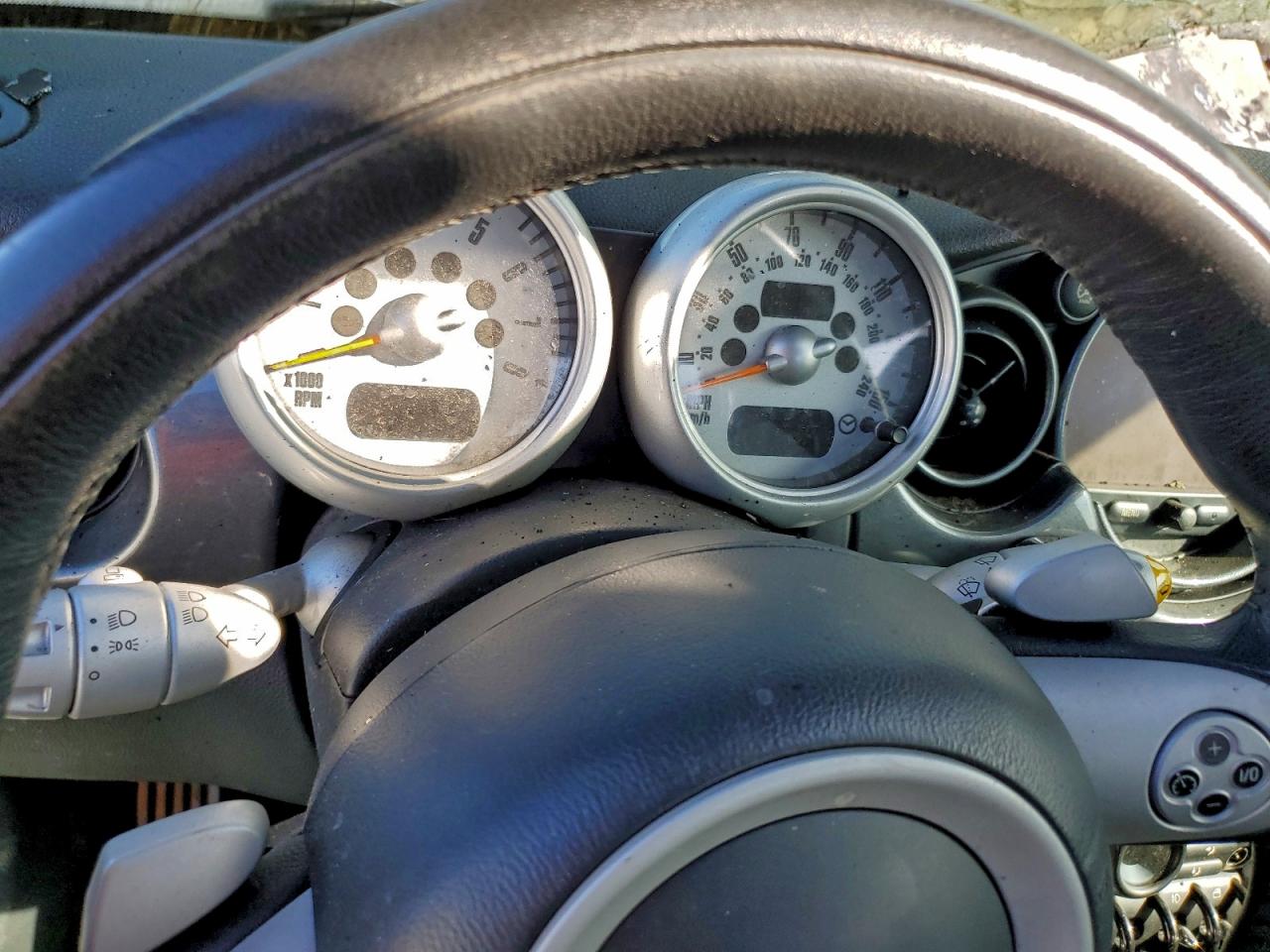 2006 MINI COOPER S photo 9