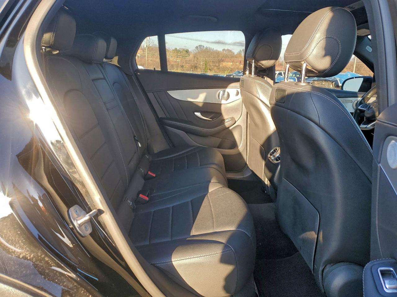 2019 MERCEDES-BENZ GLC COUPE 300 4MATIC photo 31