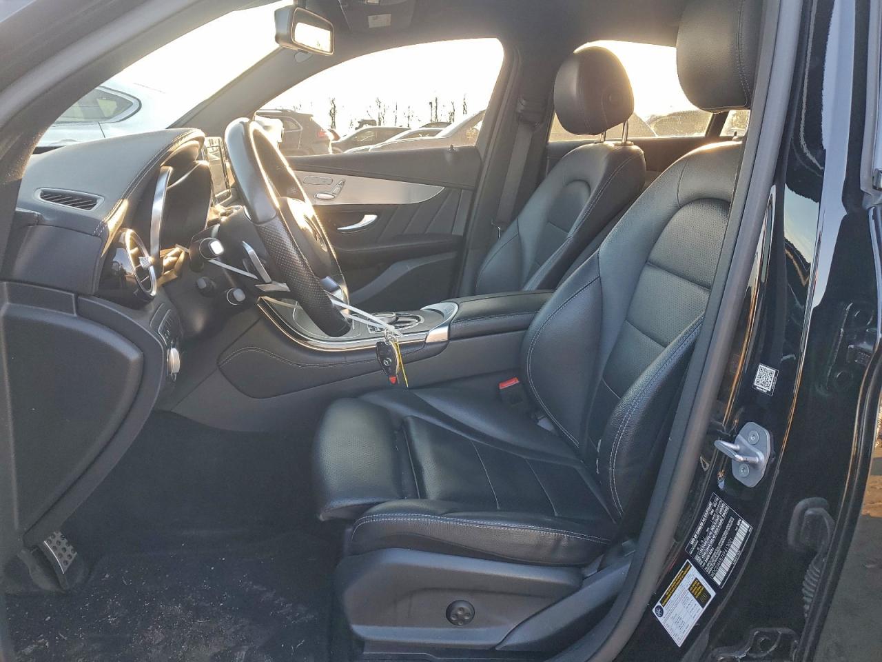 2019 MERCEDES-BENZ GLC COUPE 300 4MATIC photo 19