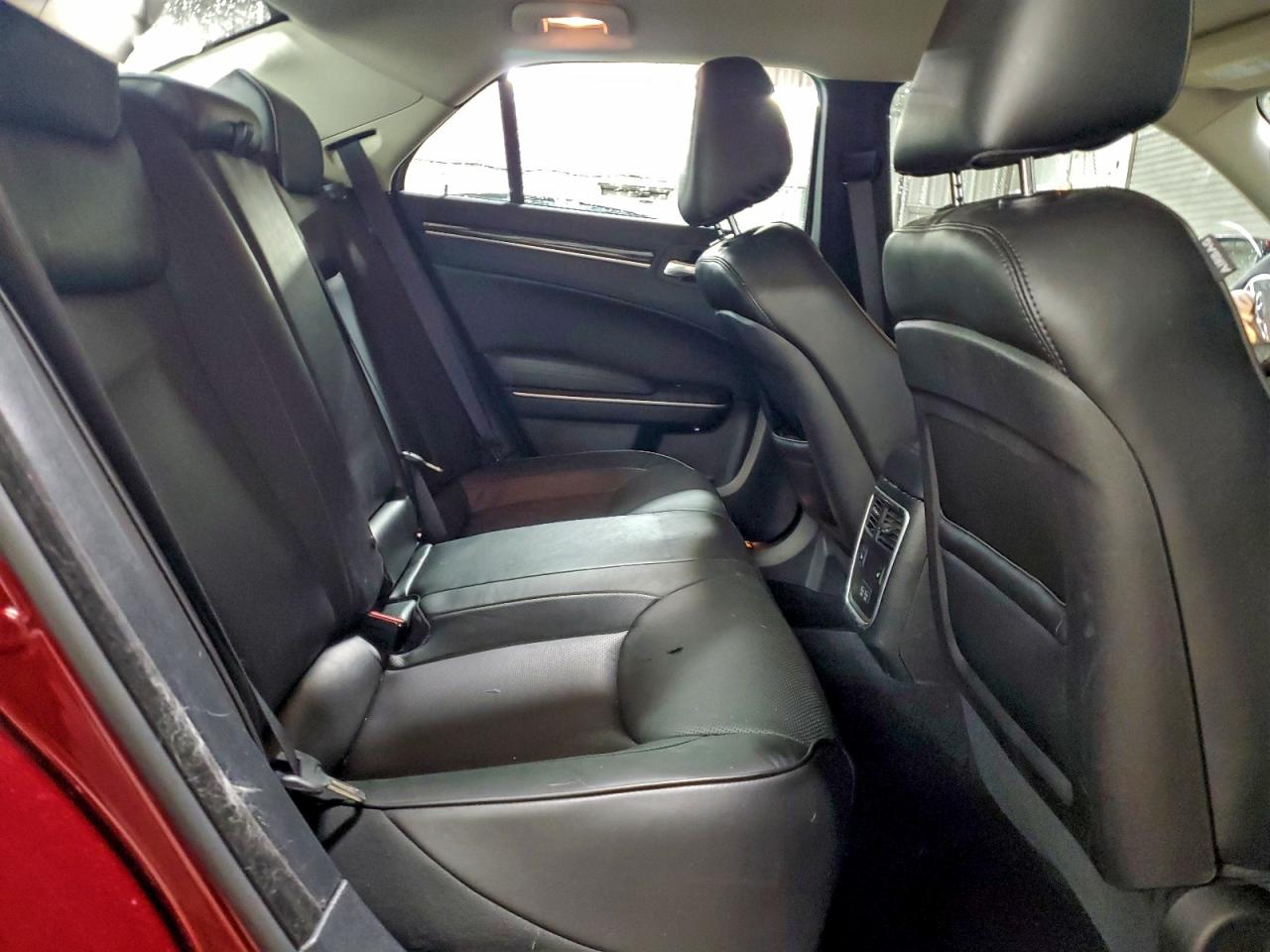 2023 CHRYSLER 300 TOURING L photo 19