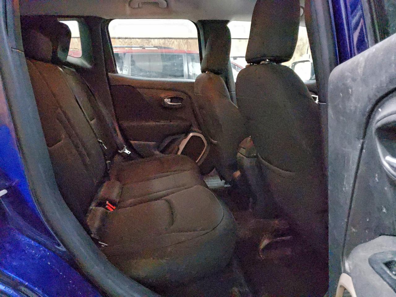 2017 JEEP RENEGADE LATITUDE photo 11