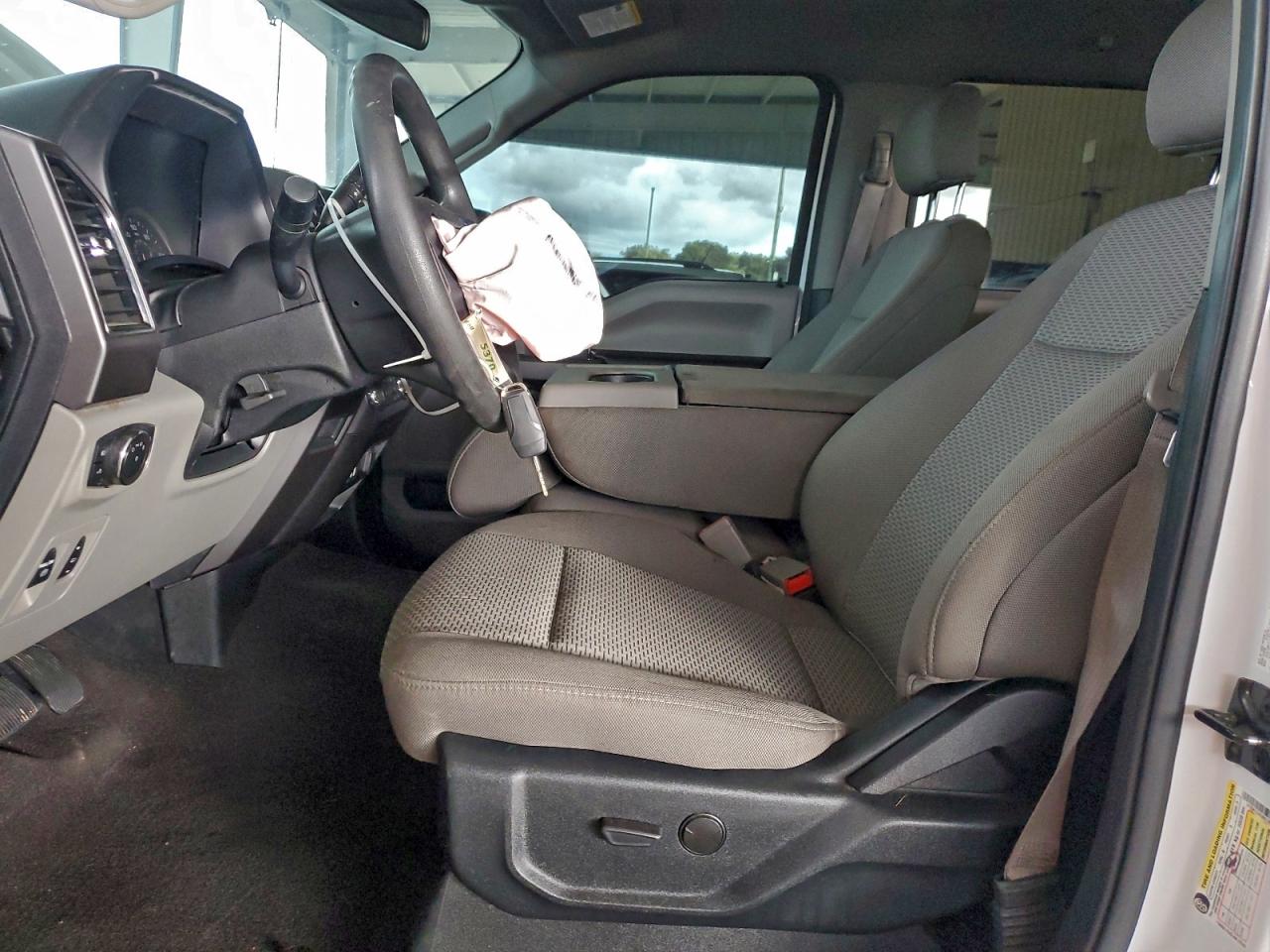 2020 FORD F150 SUPERCREW photo 13
