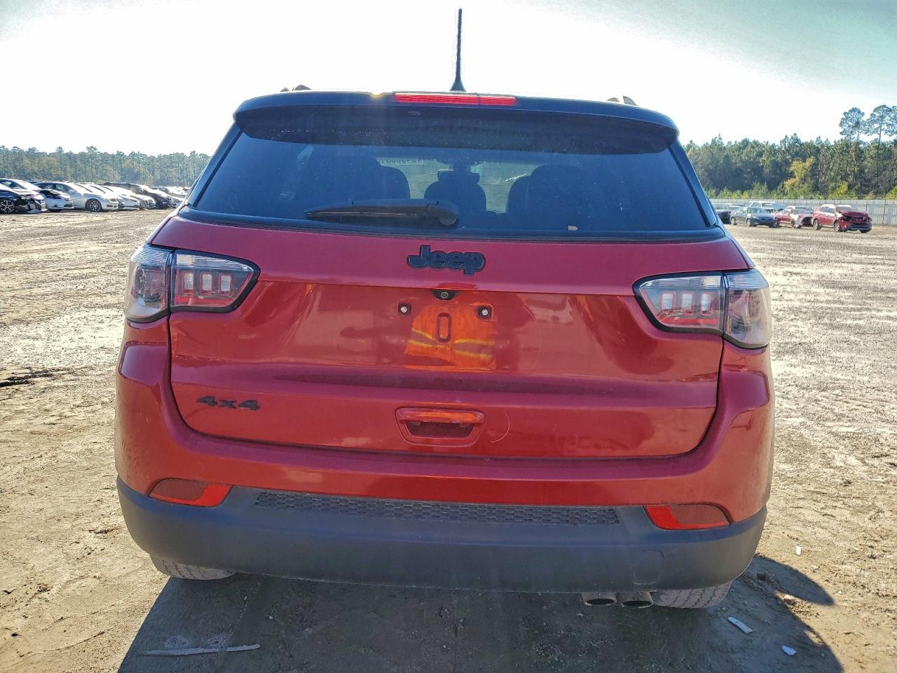 2021 JEEP COMPASS LATITUDE photo 6