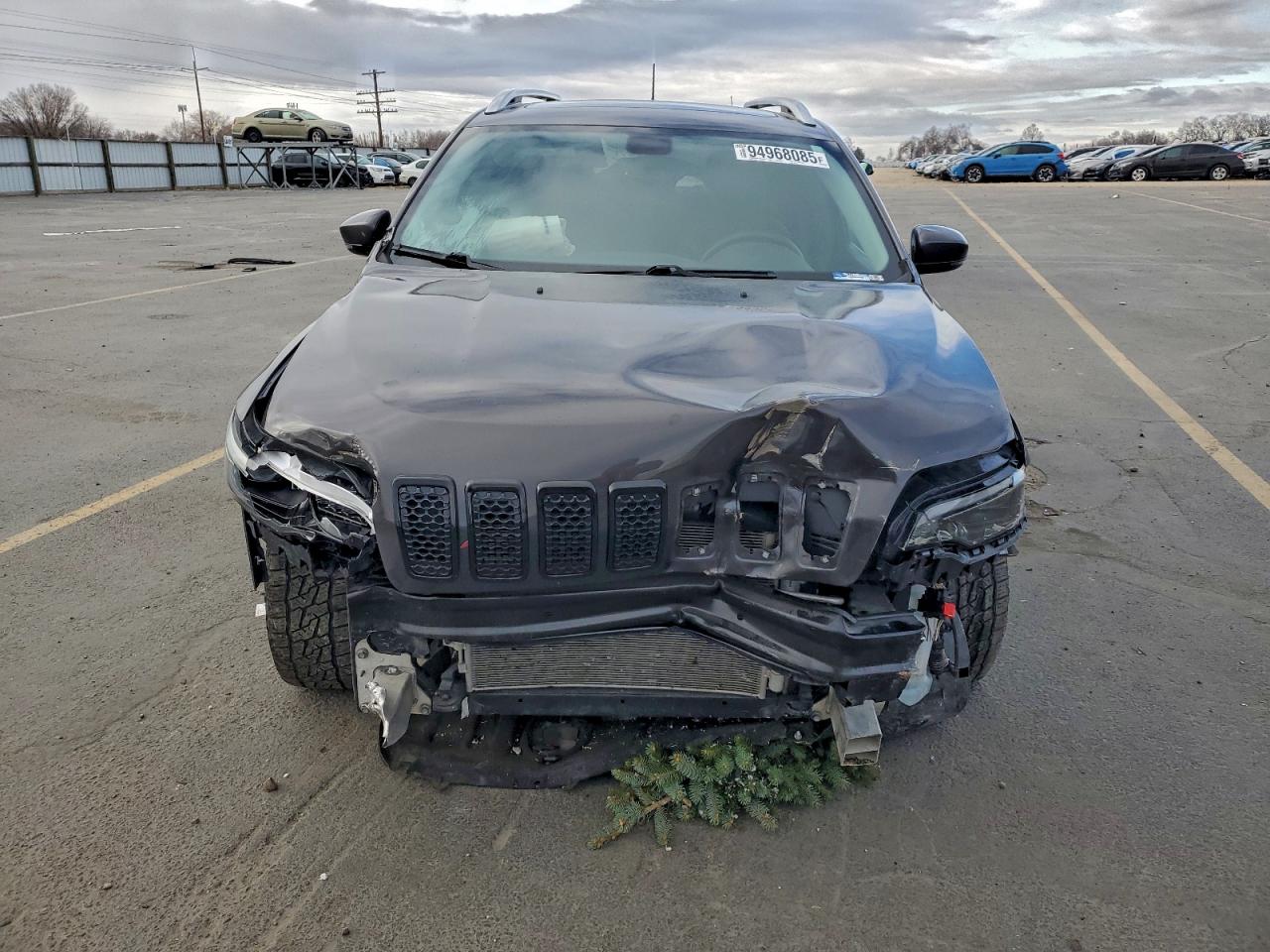 2019 JEEP CHEROKEE photo 5