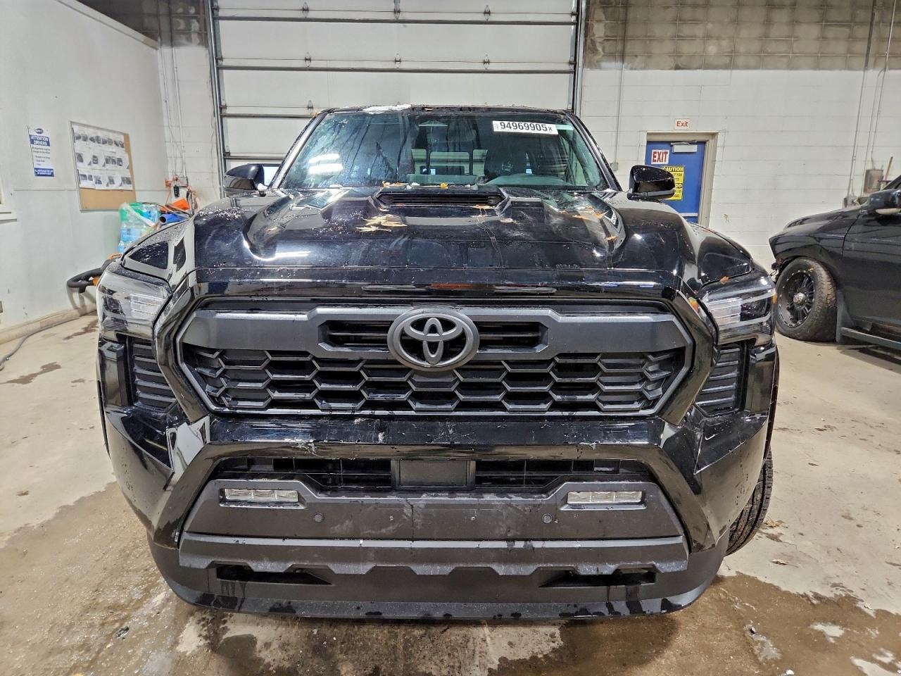 2025 TOYOTA TACOMA TRD SPORT photo 13