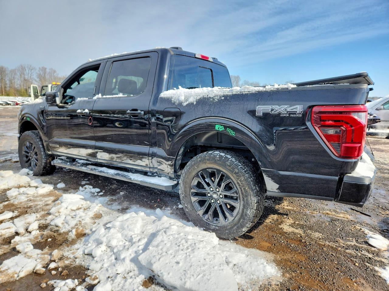 2024 FORD F150 LARIAT photo 3