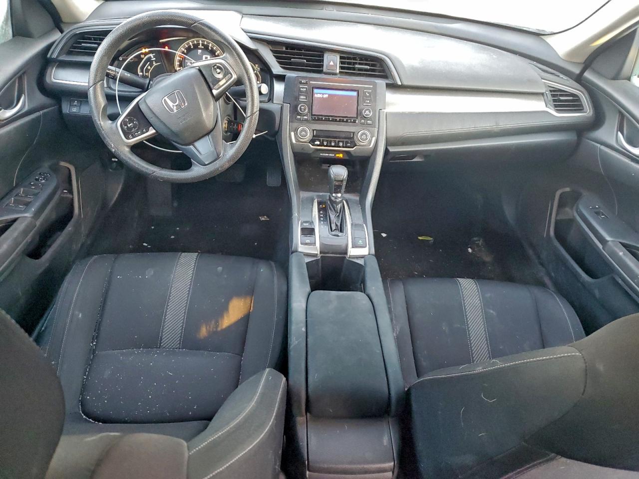 2016 HONDA CIVIC LX photo 8