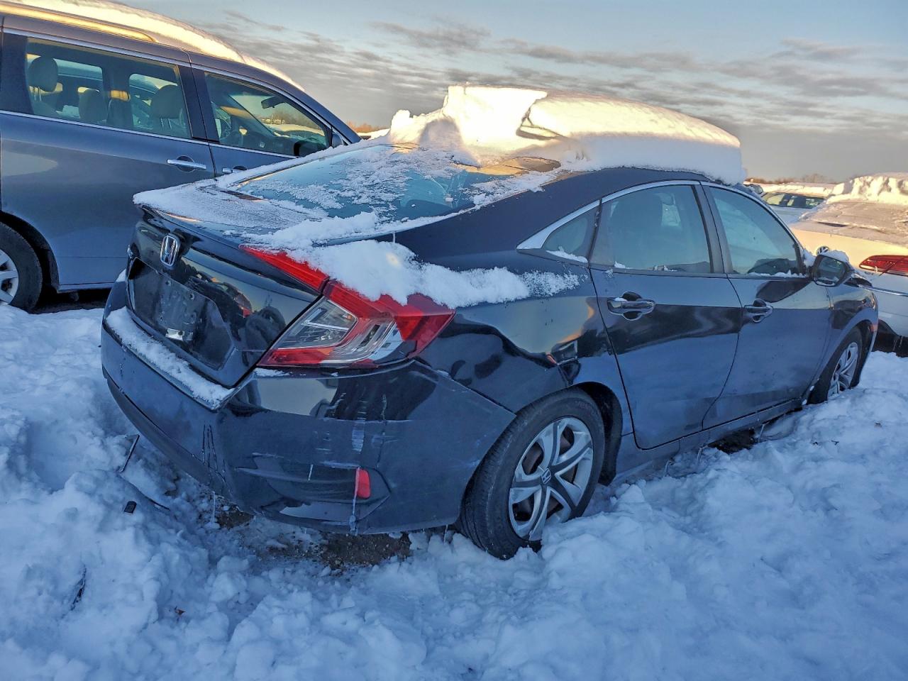 2016 HONDA CIVIC LX photo 3