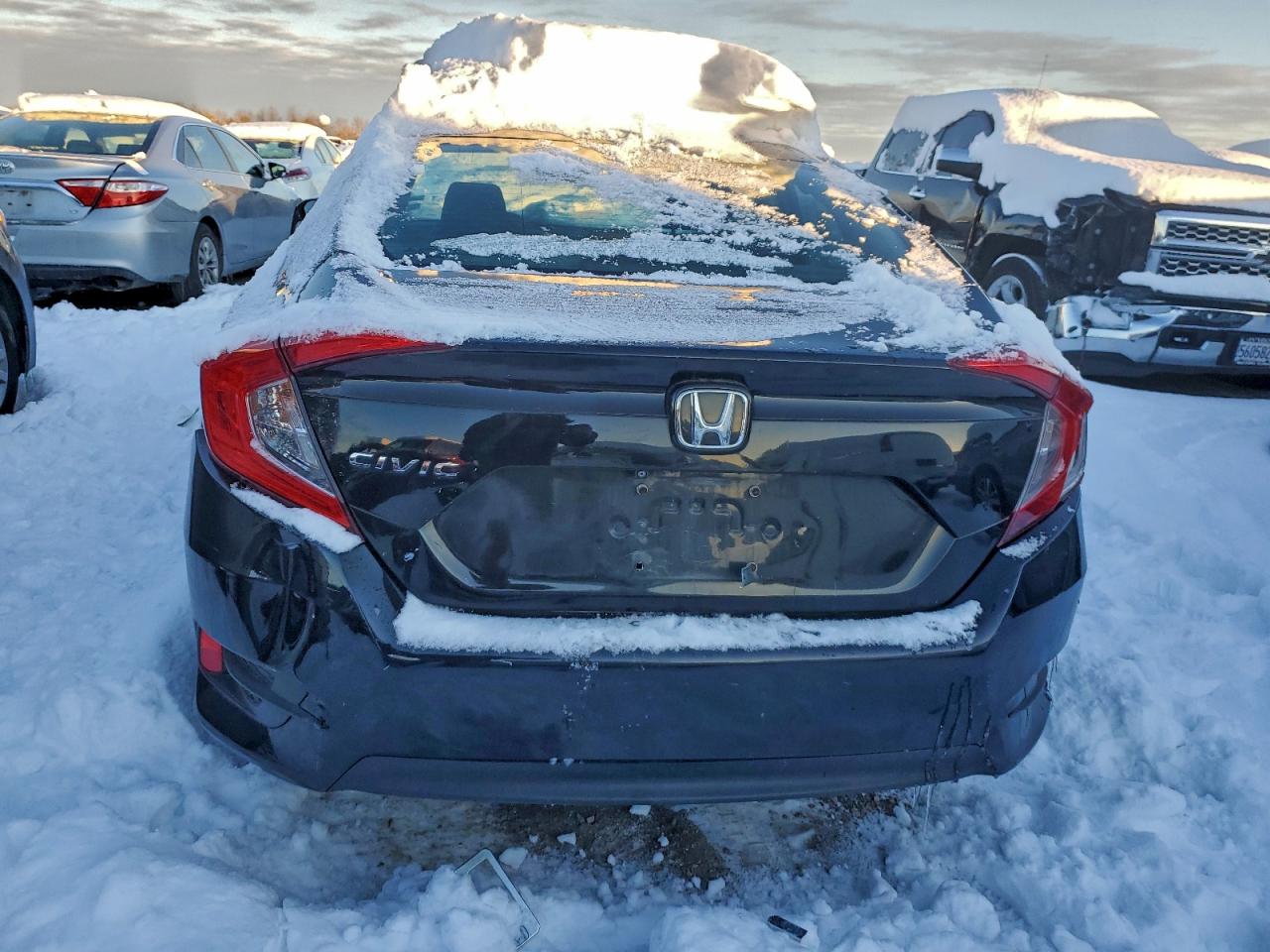 2016 HONDA CIVIC LX photo 6