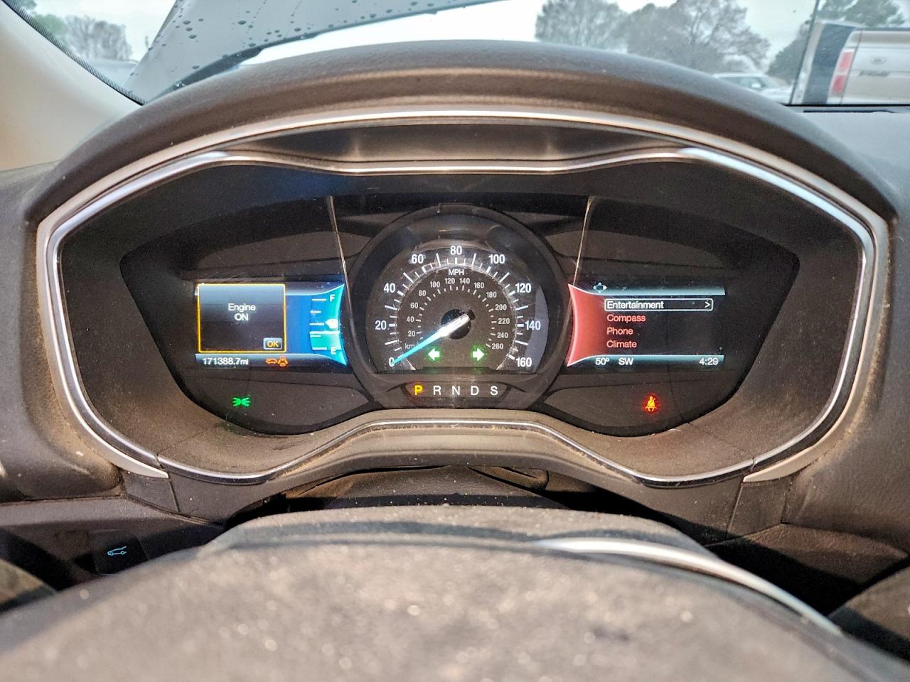 2016 FORD FUSION SE photo 9