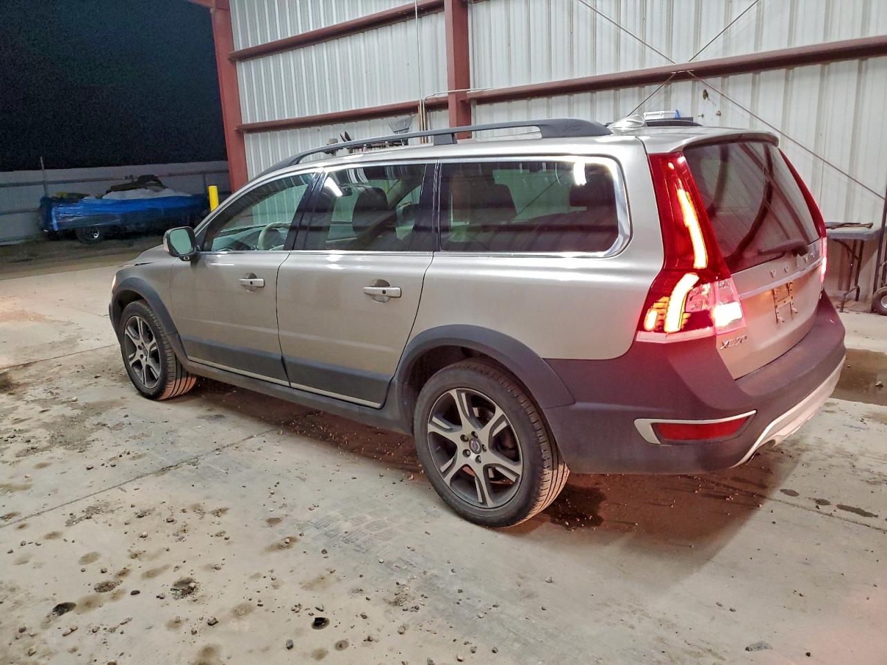 2014 VOLVO XC70 T6 photo 3