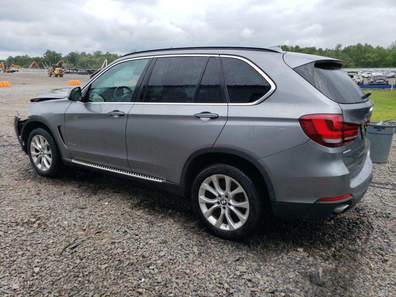 2016 BMW X5 XDRIVE35I photo 2