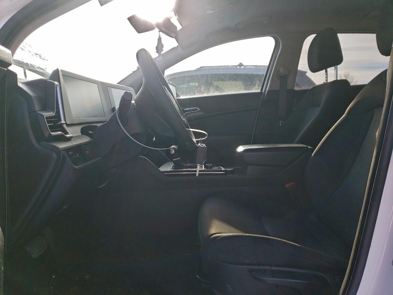 2023 KIA SPORTAGE LX photo 7