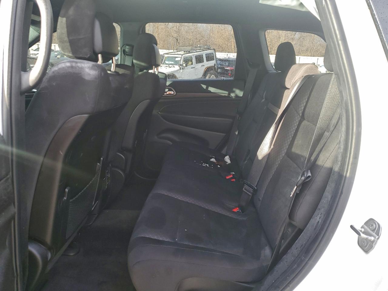 2018 JEEP GRAND CHEROKEE LAREDO photo 11