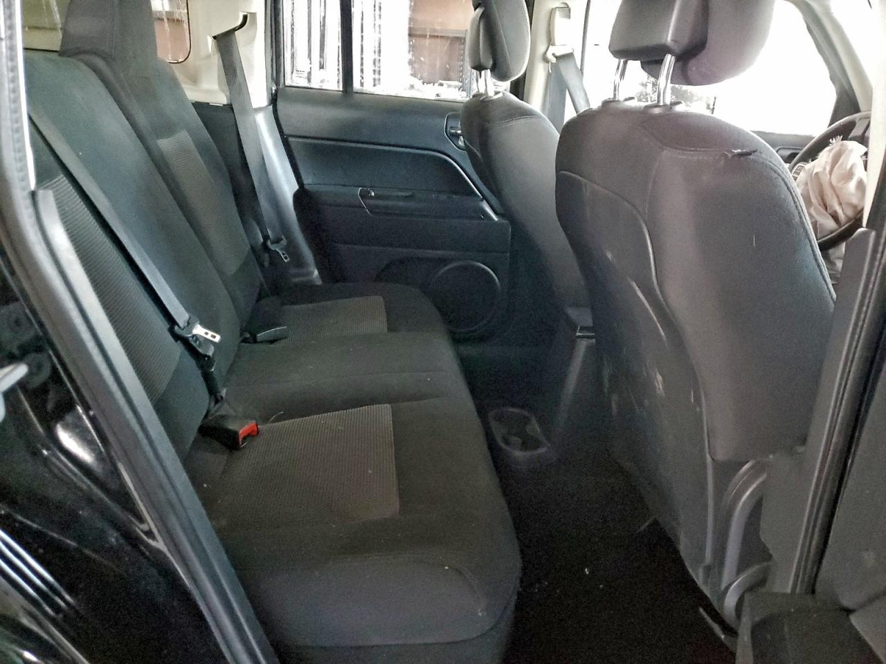 2014 JEEP PATRIOT photo 11