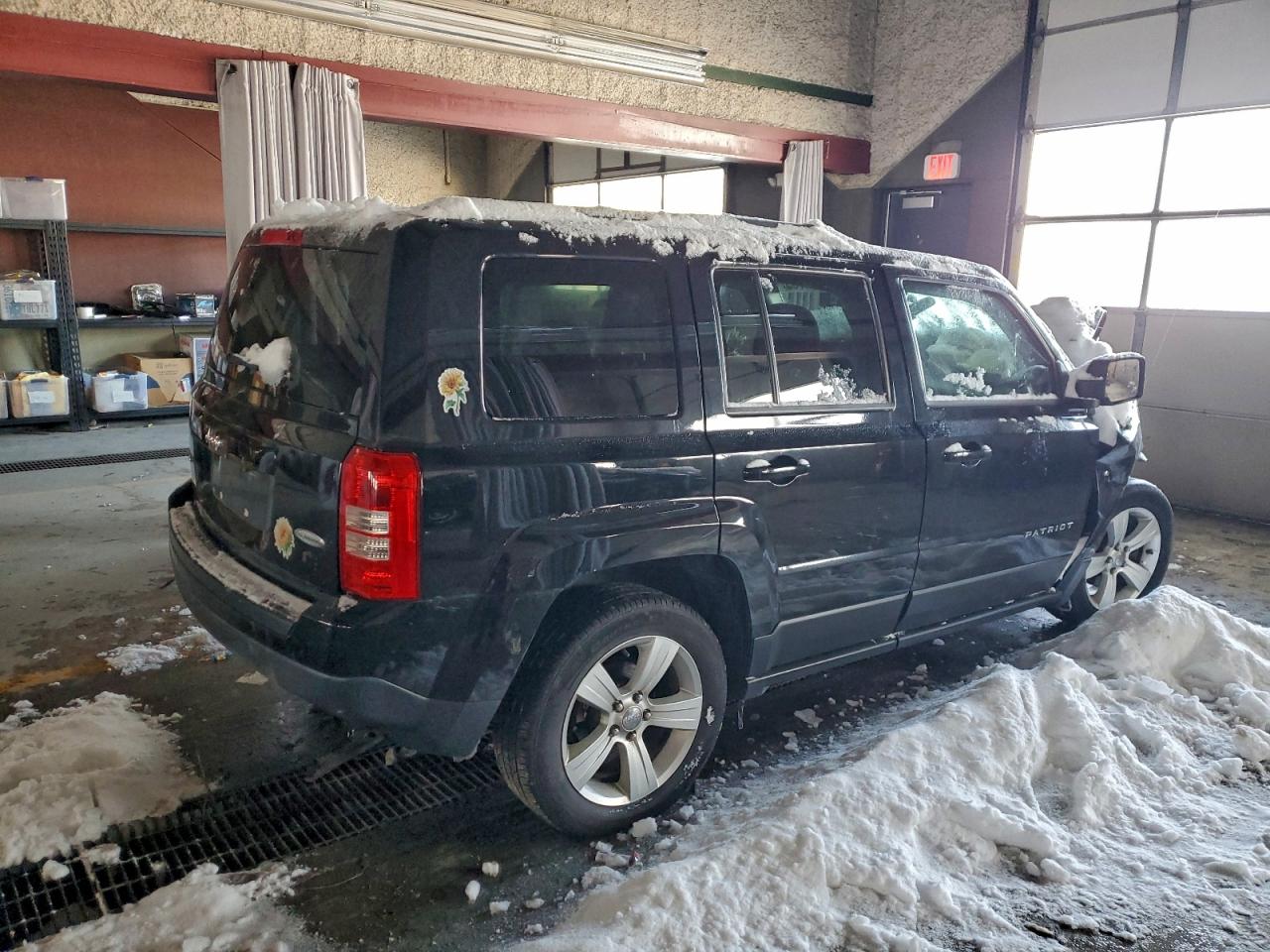 2014 JEEP PATRIOT photo 3